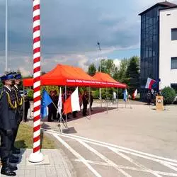 Oficjalne przekazanie samochodu z drabiną mechaniczną dla sosnowieckiej straży pożarnej