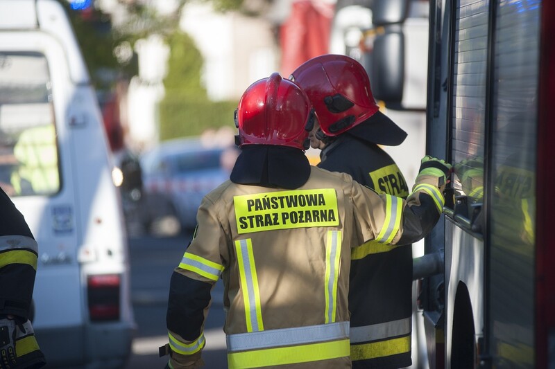 Alarm przeciwpożarowy na Stadionie Zimowym w Sosnowcu. Ewakuowano 2500 kibiców