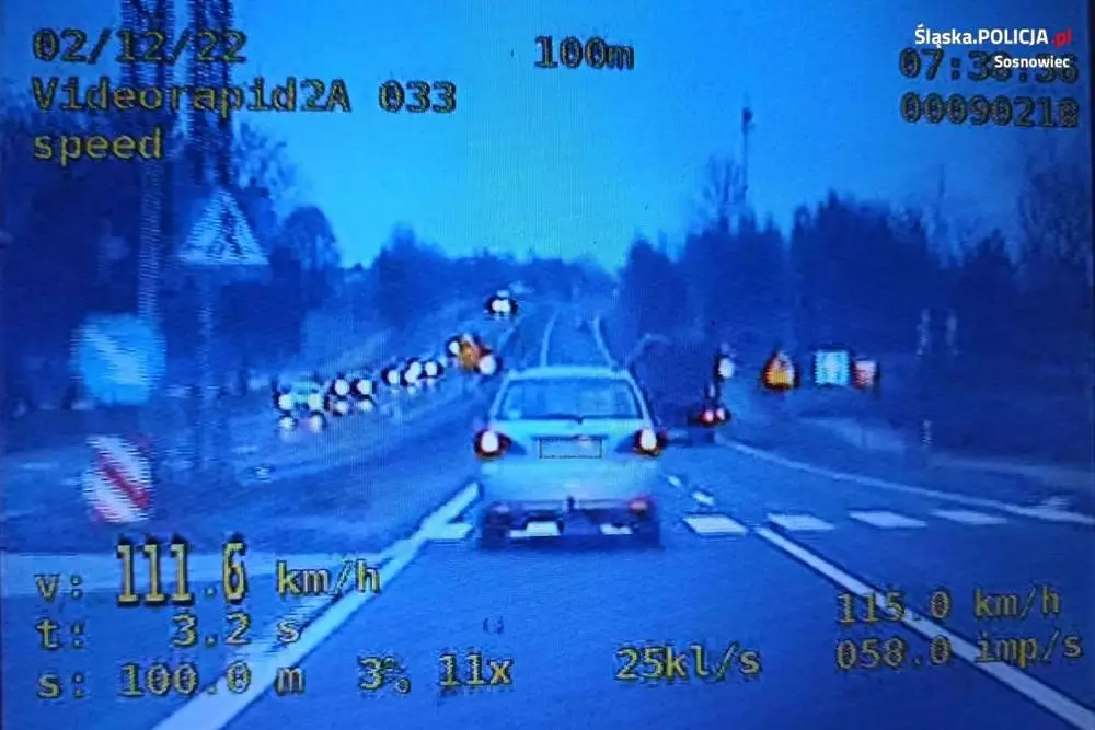 Grupa SPEED złapała mężczyznę z 4 czynnymi zakazami prowadzenia pojazdów / fot. KMP Sosnowiec