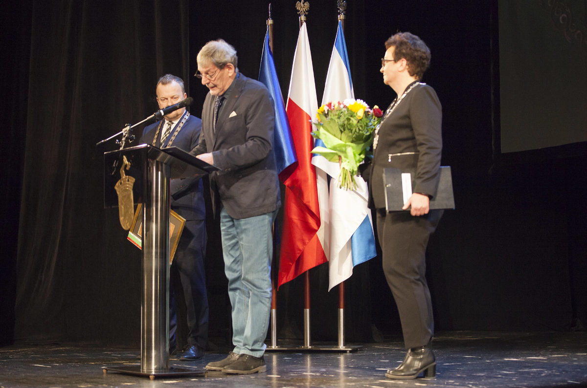 Wyjątkowa sesja Rady Miejskiej. Prezydent Sosnowca nadał honorowe obywatelstwa / fot. UM Sosnowiec