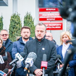 Prezydent Sosnowca broni Jakuba Che&#322;stowskiego. Czy marsza&#322;ek zostanie odwo&#322;any?