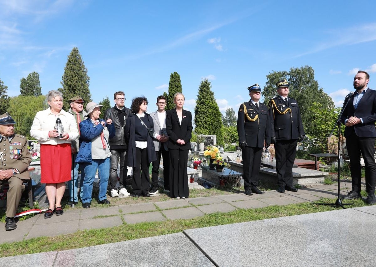 Sosnowiec upamiętnił 80. rocznicę zakończenia II wojny światowej [ZDJĘCIA] / fot. UM/Mariusz Binkiewicz