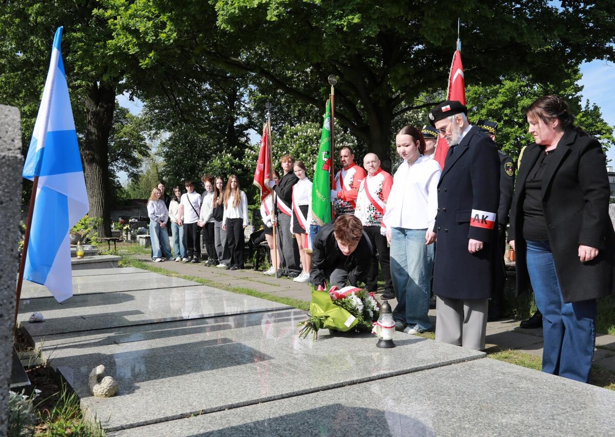 Sosnowiec upamiętnił 80. rocznicę zakończenia II wojny światowej [ZDJĘCIA] / fot. UM/Mariusz Binkiewicz