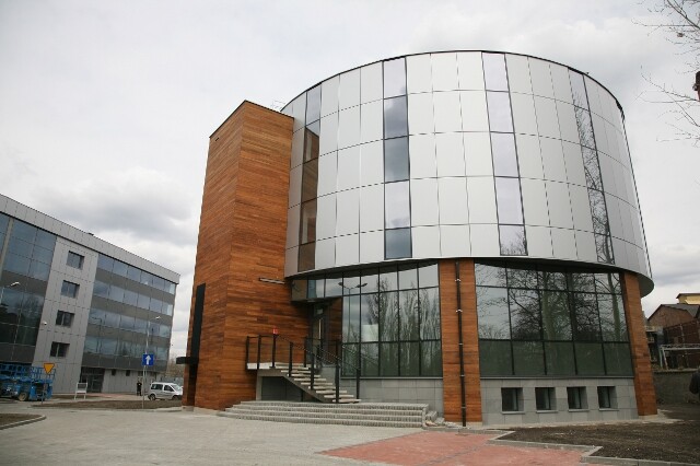 Zakładają firmy, by osiągnąć sukces